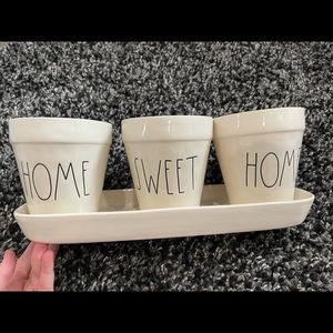 Rae dunn pot set